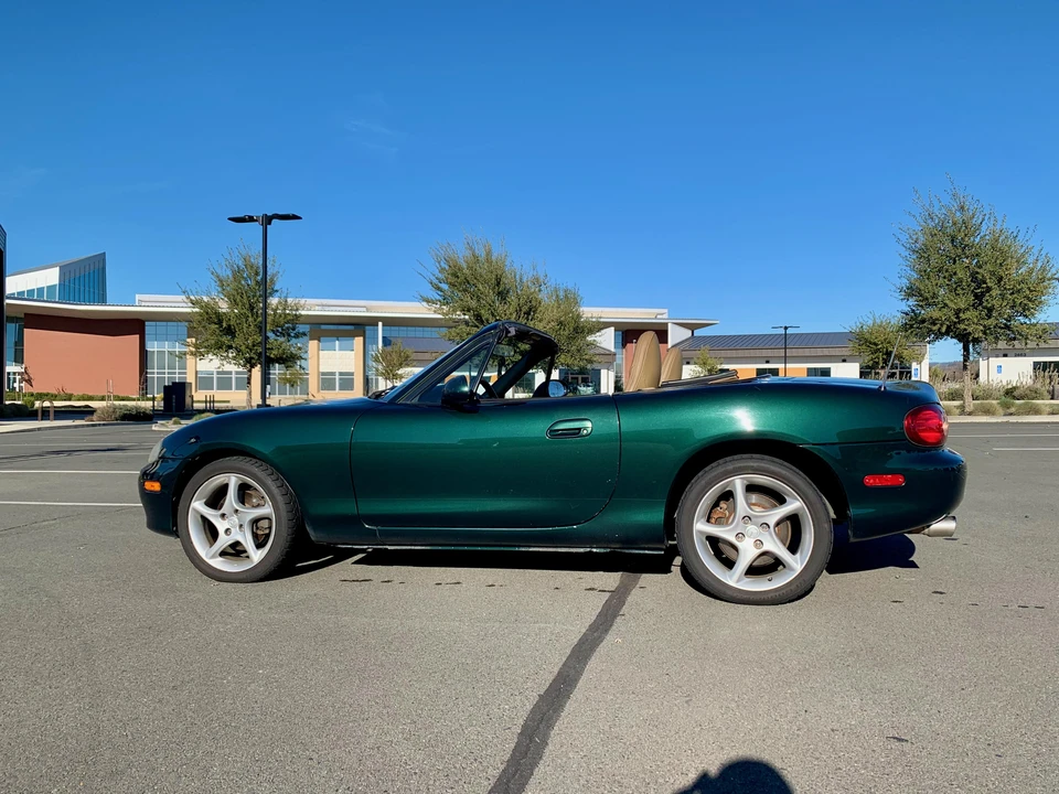 2001 Mazda NB MX-5 Miata - Image 8 of 31