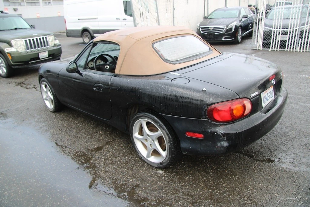 2001 Mazda NB MX-5 Miata - Image 6 of 21