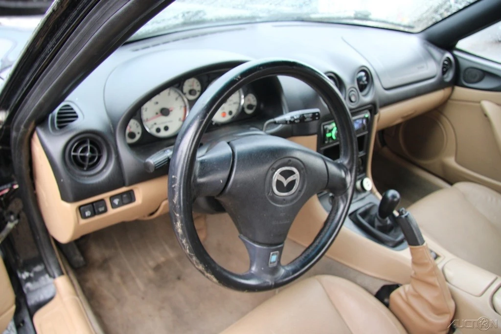 2001 Mazda NB MX-5 Miata - Image 13 of 21