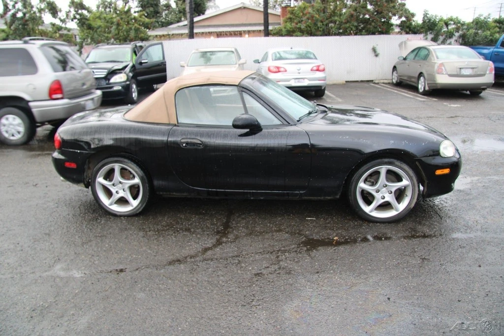 2001 Mazda NB MX-5 Miata - Image 3 of 21