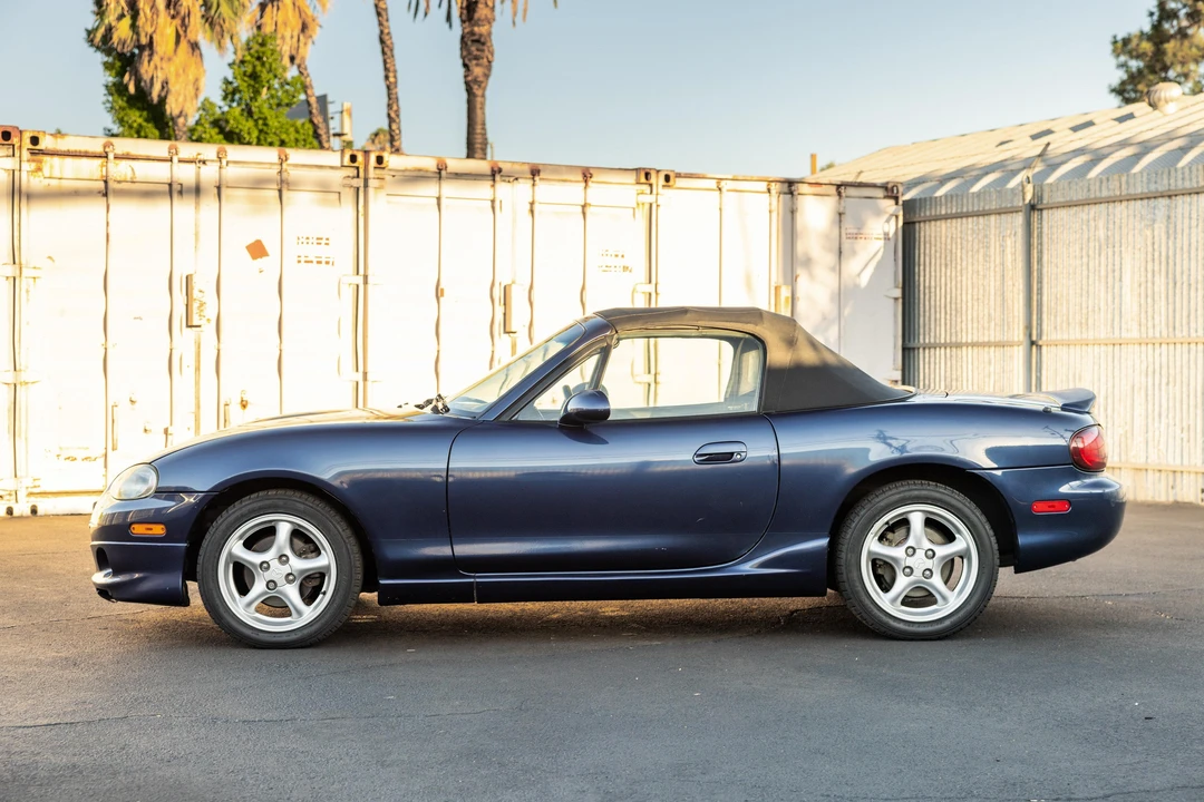 2001 Mazda NB MX-5 Miata - Image 14 of 31