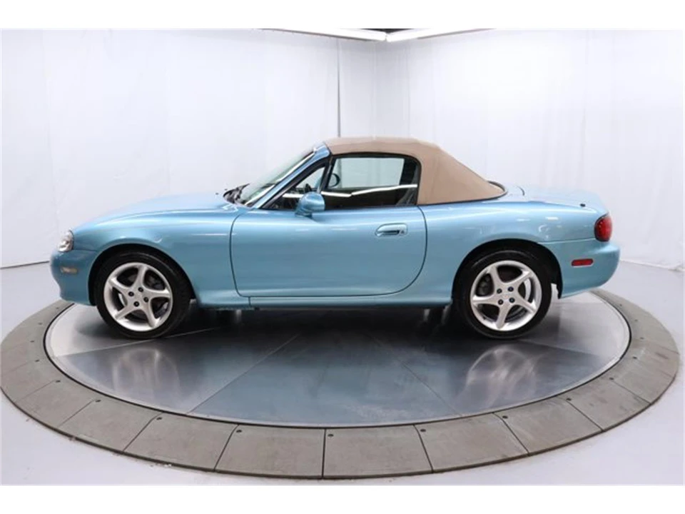 2001 Mazda NB MX-5 Miata - Image 4 of 31