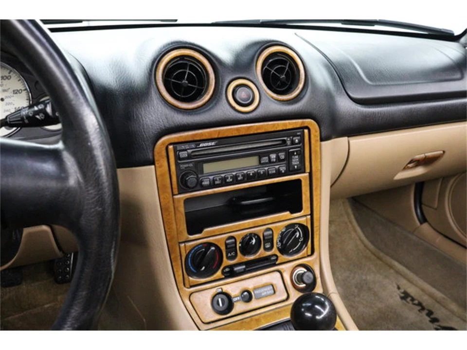 2001 Mazda NB MX-5 Miata - Image 18 of 31