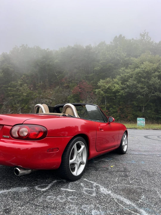 2001 Mazda NB MX-5 Miata - Image 12 of 31