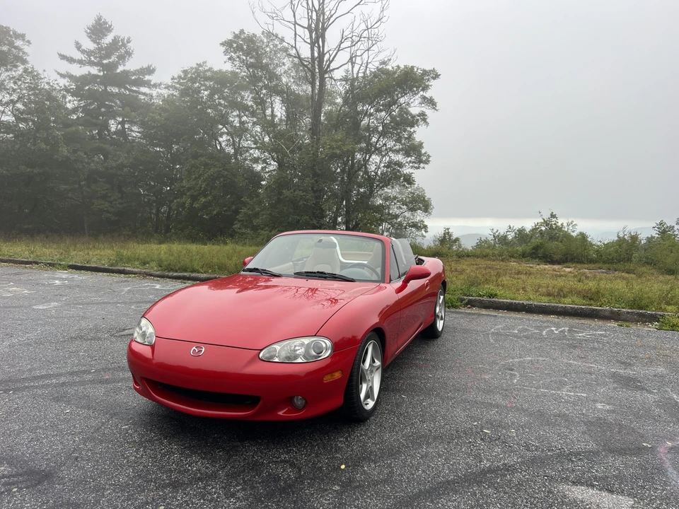 2001 Mazda NB MX-5 Miata - Image 4 of 31