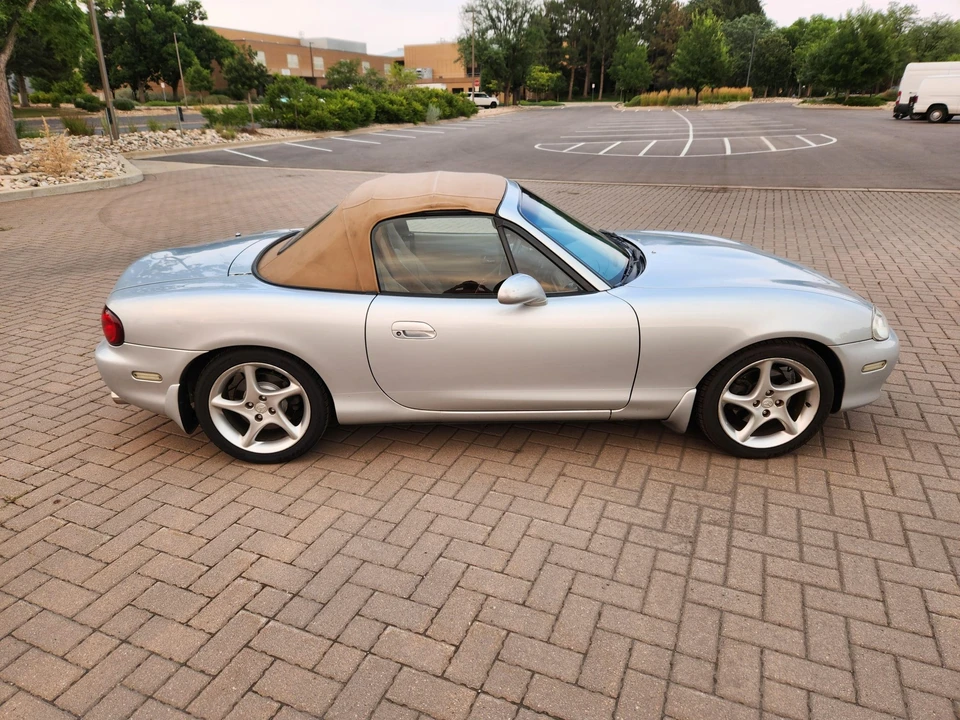 2001 Mazda NB MX-5 Miata - Image 7 of 31