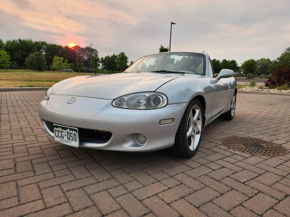 2001 Mazda NB MX-5 Miata - Image 14 of 31