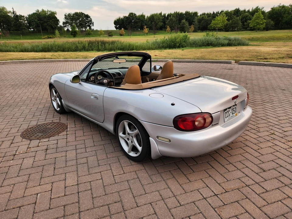 2001 Mazda NB MX-5 Miata - Image 20 of 31