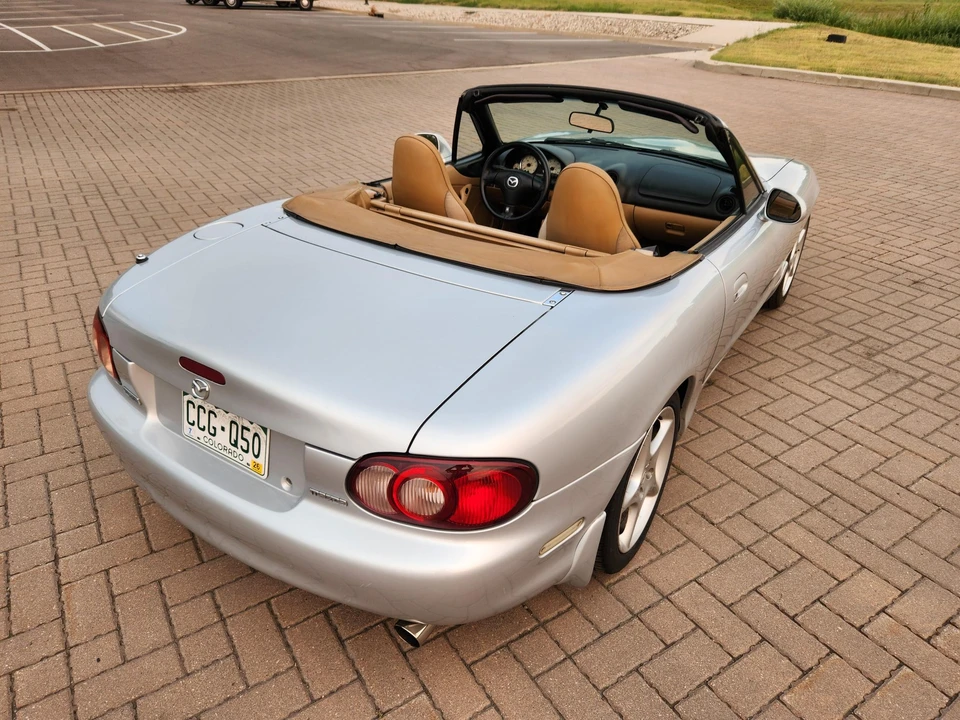 2001 Mazda NB MX-5 Miata - Image 23 of 31