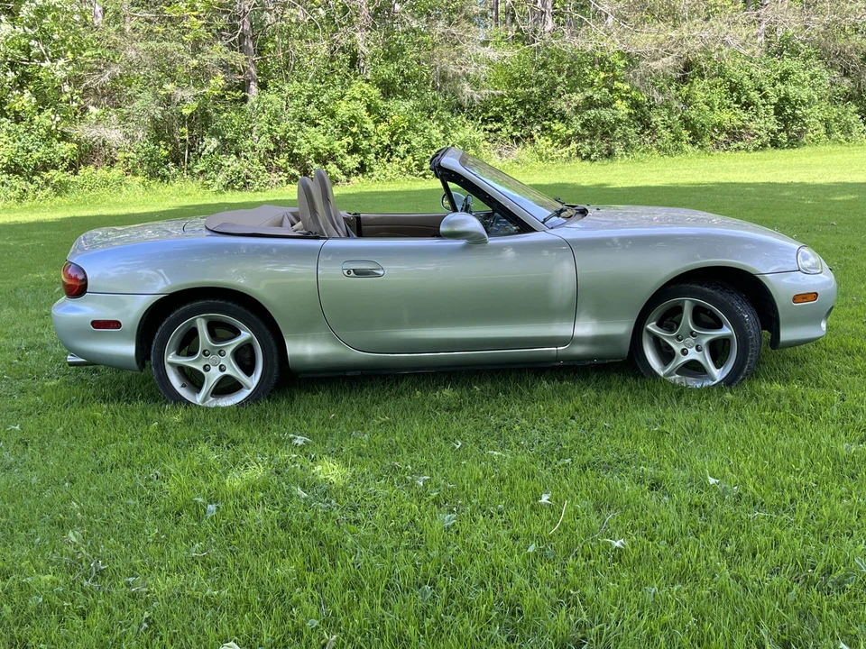 2001 Mazda NB MX-5 Miata - Image 11 of 31