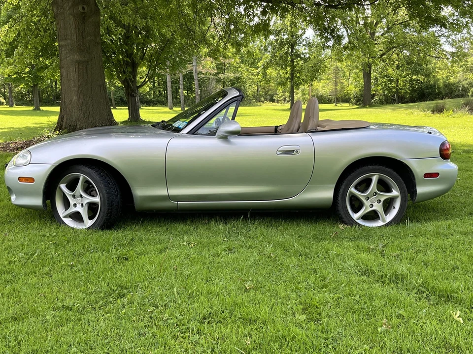 2001 Mazda NB MX-5 Miata - Image 23 of 31