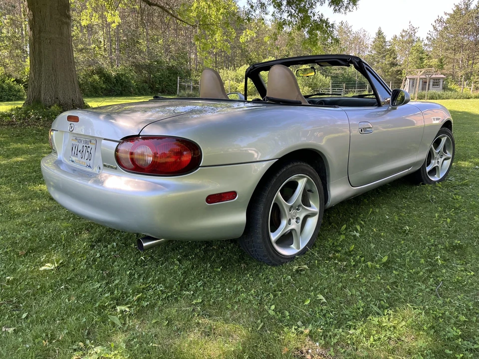 2001 Mazda NB MX-5 Miata - Image 13 of 31
