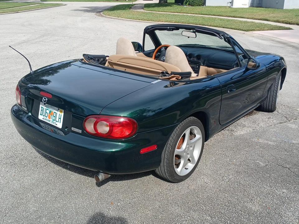 2001 Mazda NB MX-5 Miata - Image 8 of 31