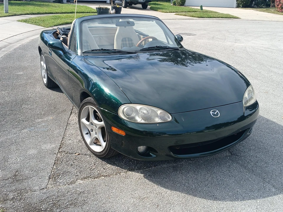 2001 Mazda NB MX-5 Miata - Image 9 of 31