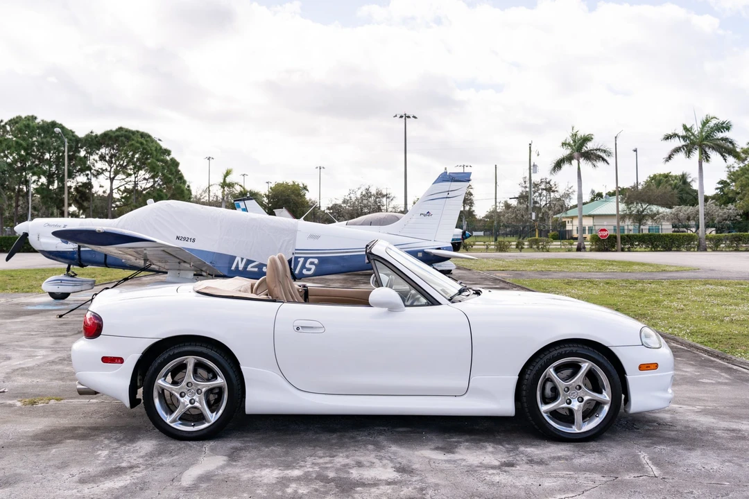 2001 Mazda NB MX-5 Miata - Image 7 of 31