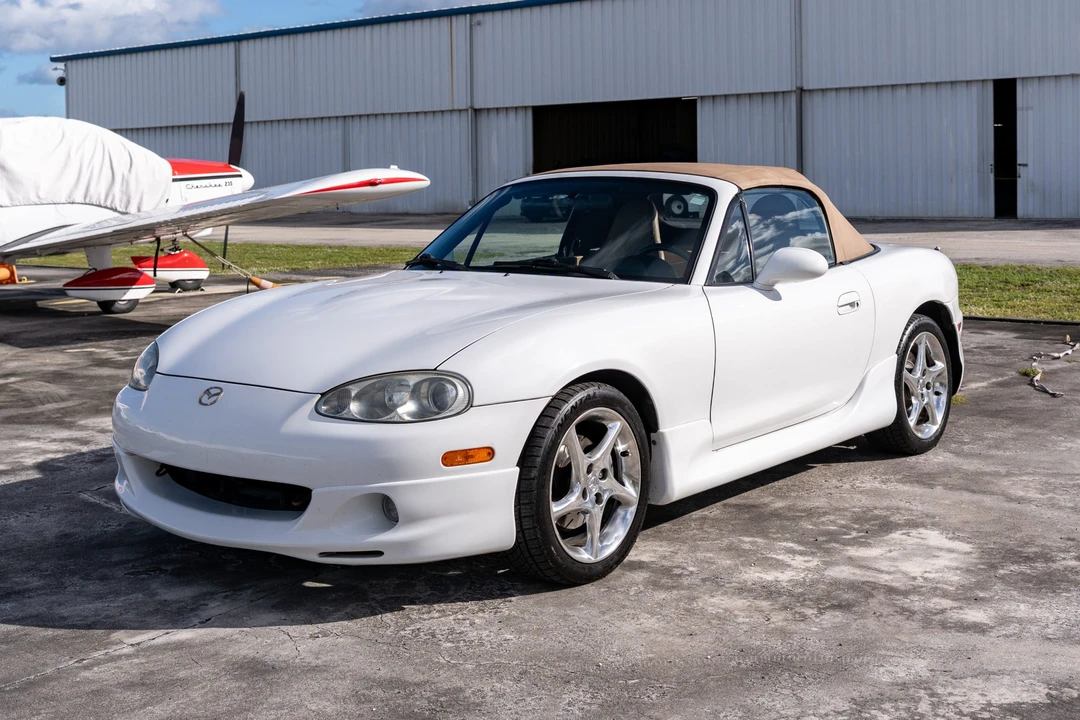 2001 Mazda NB MX-5 Miata - Image 13 of 31