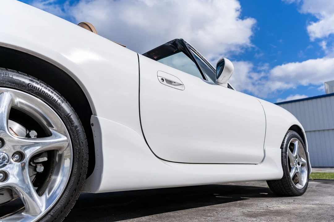 2001 Mazda NB MX-5 Miata - Image 24 of 31