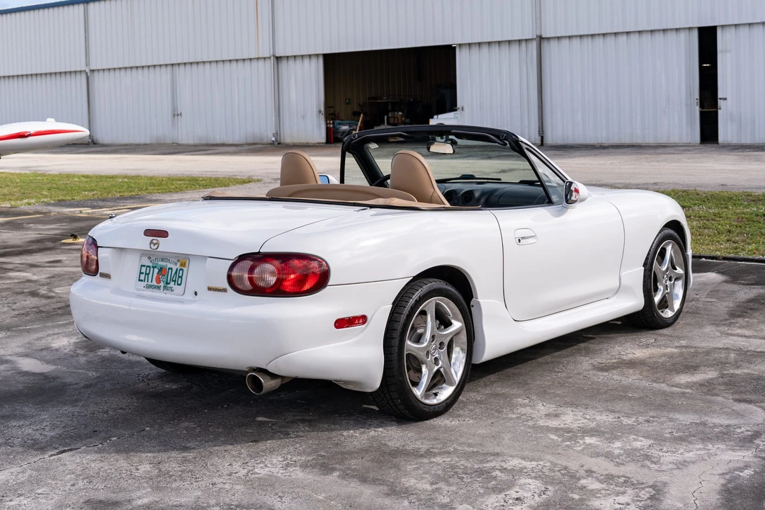 2001 Mazda NB MX-5 Miata - Image 8 of 31