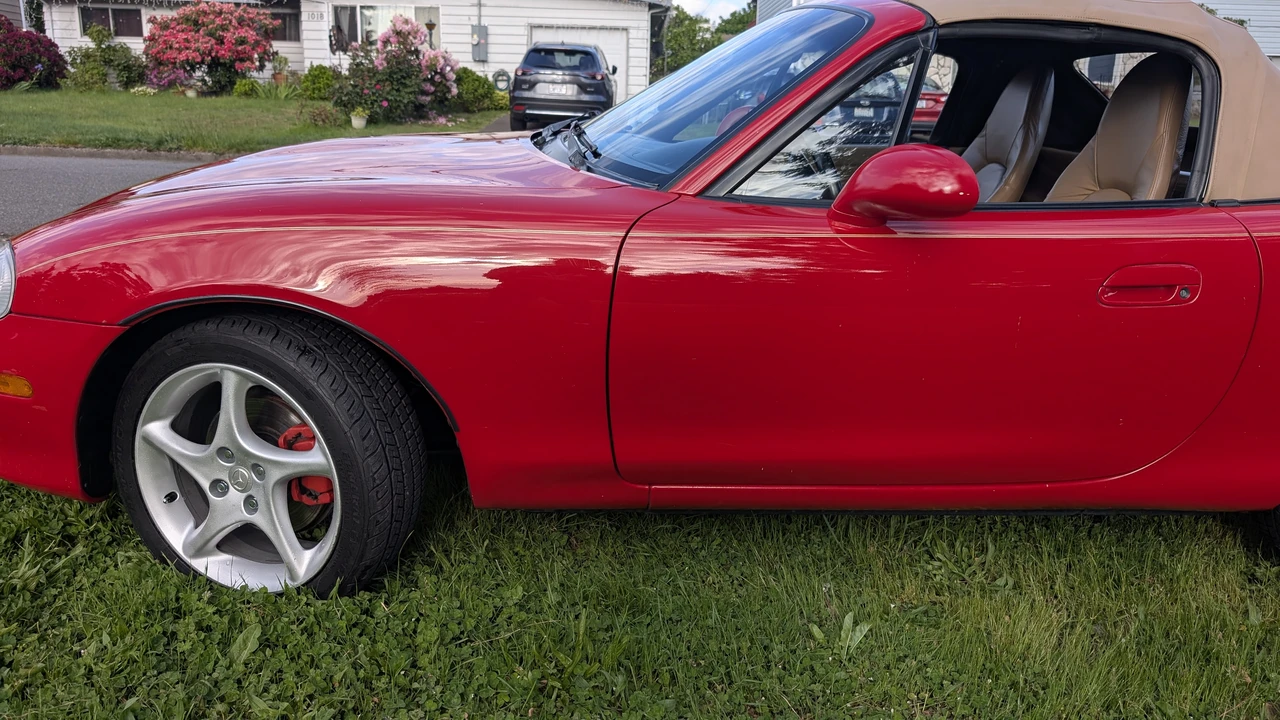 2001 Mazda NB MX-5 Miata - Image 19 of 31