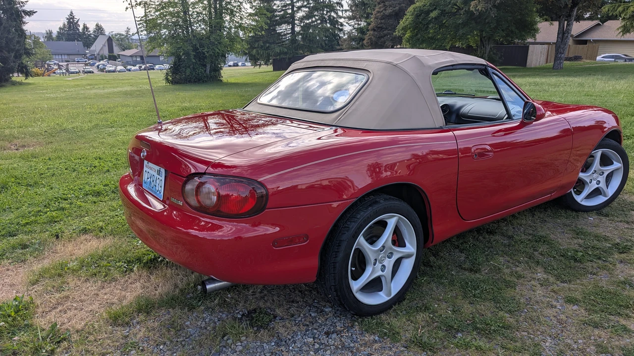 2001 Mazda NB MX-5 Miata - Image 26 of 31
