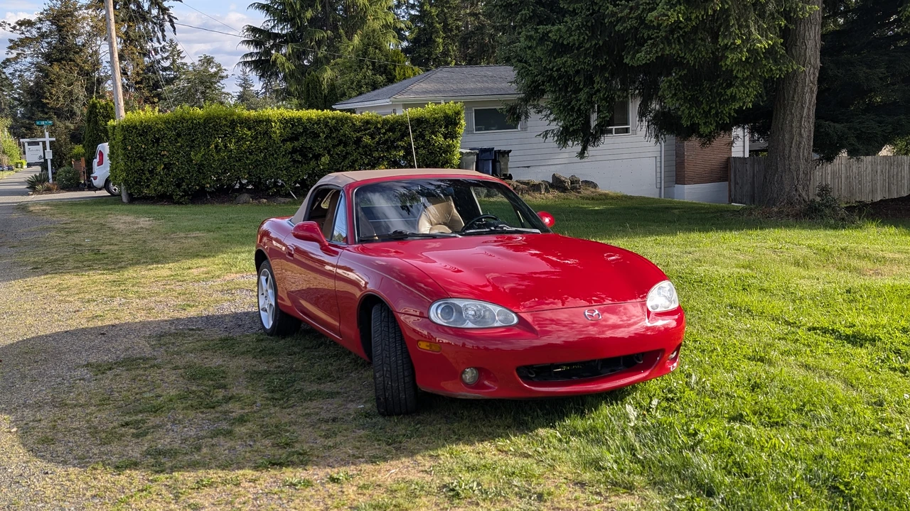 2001 Mazda NB MX-5 Miata - Image 12 of 31
