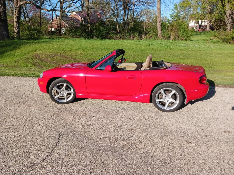 2001 Mazda NB MX-5 Miata - Image 17 of 31