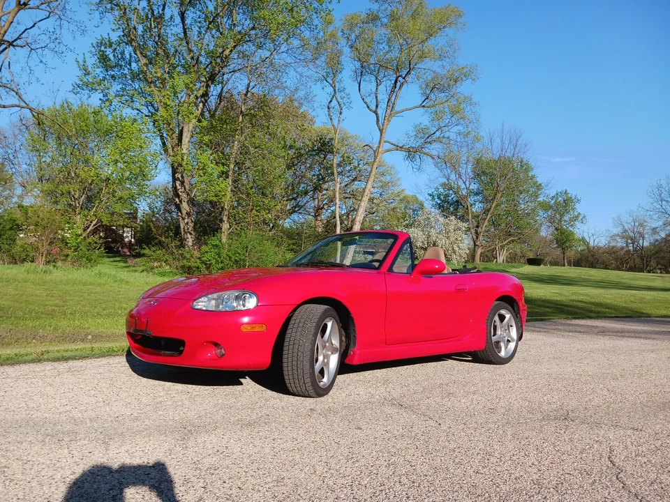2001 Mazda NB MX-5 Miata - Image 19 of 31
