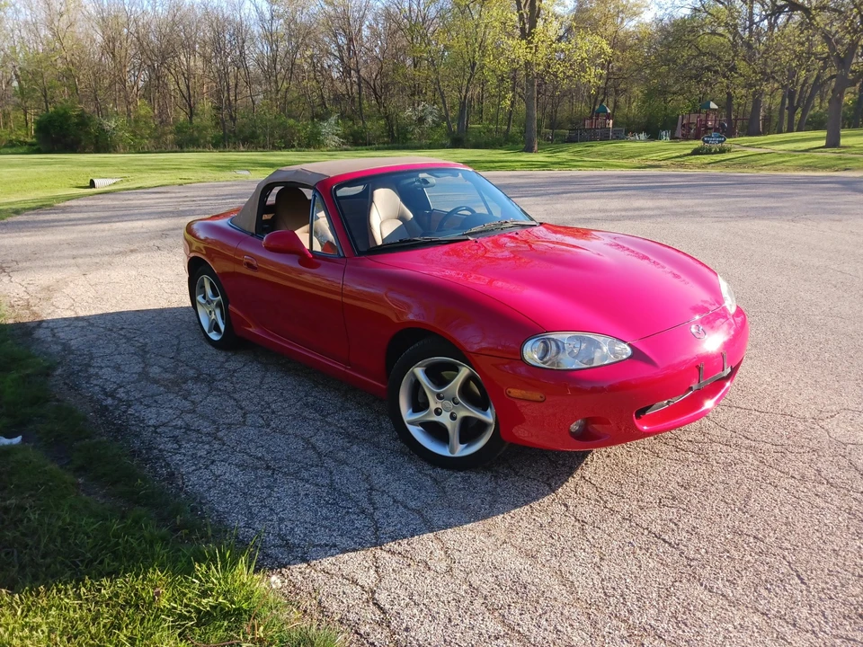 2001 Mazda NB MX-5 Miata - Image 25 of 31