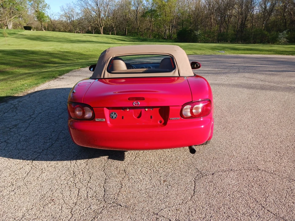 2001 Mazda NB MX-5 Miata - Image 29 of 31