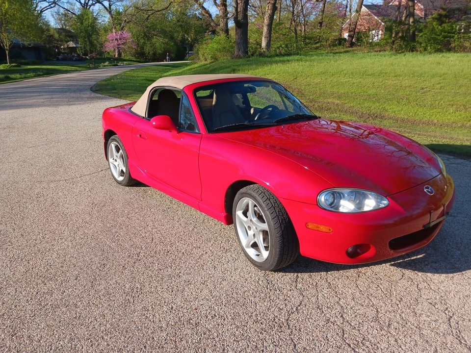 2001 Mazda NB MX-5 Miata - Image 26 of 31
