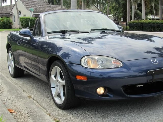 2001 Mazda NB MX-5 Miata - Image 10 of 12