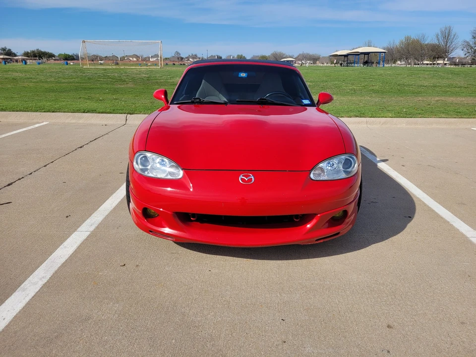 2001 Mazda NB MX-5 Miata - Image 9 of 31