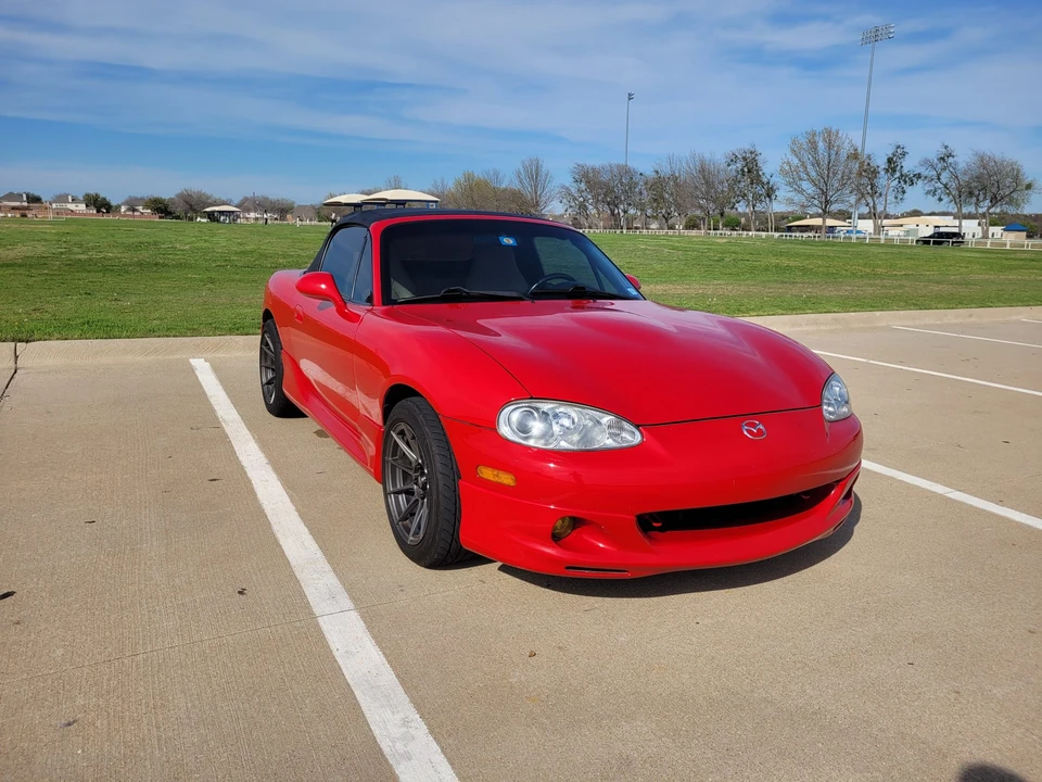 2001 Mazda NB MX-5 Miata - Image 8 of 31