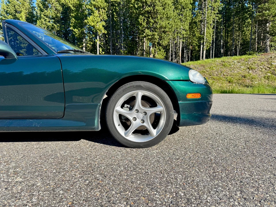2001 Mazda NB MX-5 Miata - Image 30 of 31
