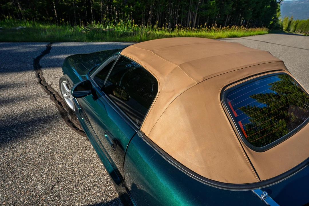 2001 Mazda NB MX-5 Miata - Image 19 of 31