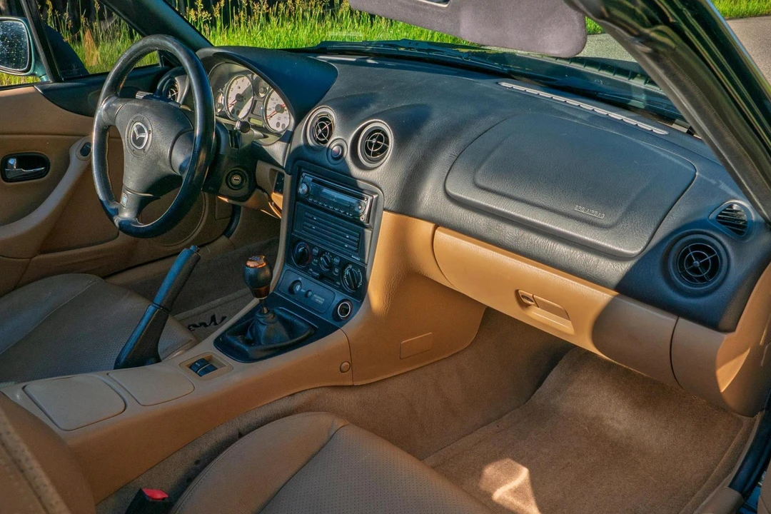 2001 Mazda NB MX-5 Miata - Image 31 of 31