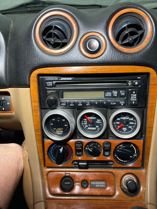 2001 Mazda NB MX-5 Miata - Image 10 of 19