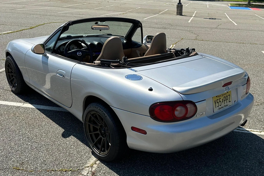 2001 Mazda NB MX-5 Miata - Image 4 of 31