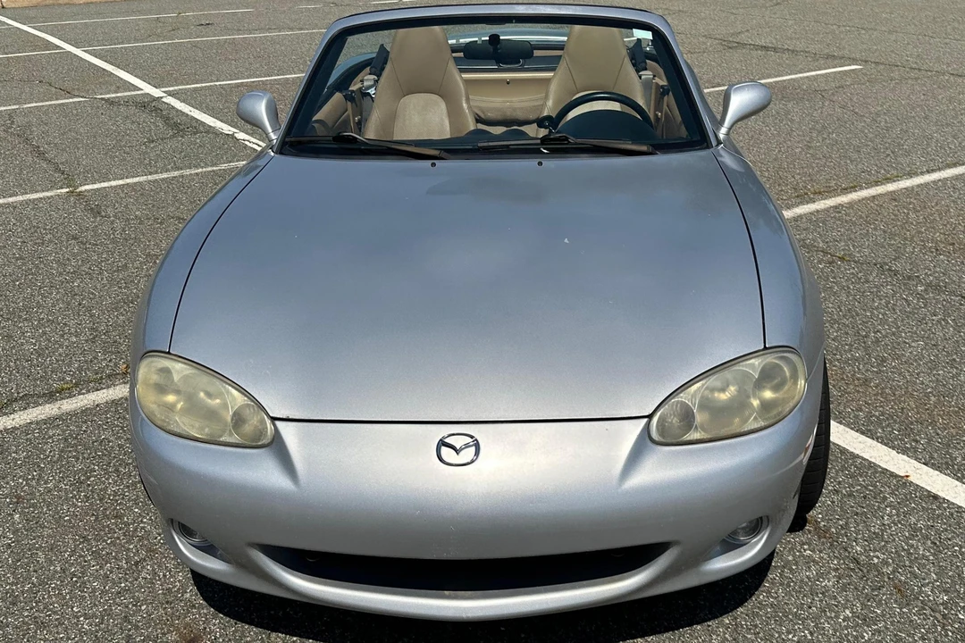 2001 Mazda NB MX-5 Miata - Image 2 of 31