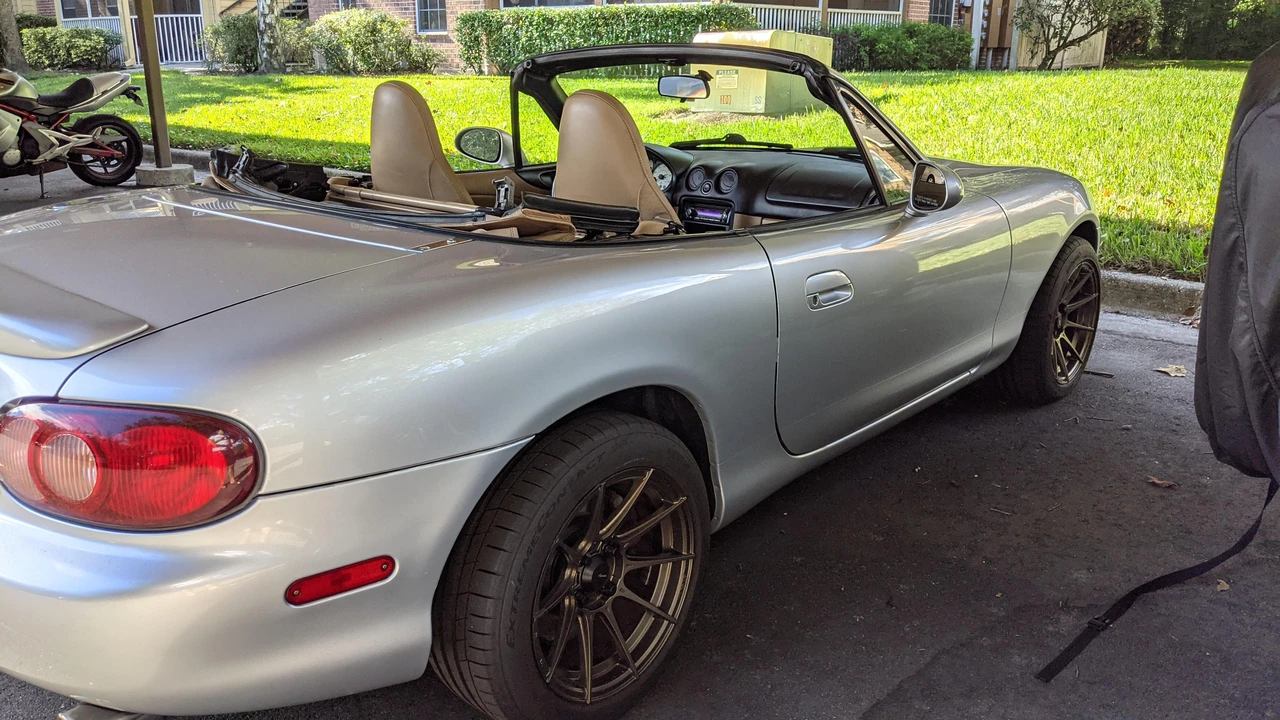 2001 Mazda NB MX-5 Miata - Image 24 of 31