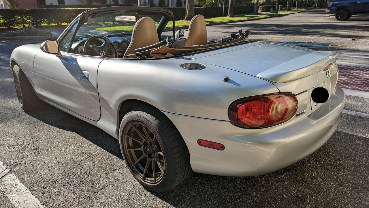 2001 Mazda NB MX-5 Miata - Image 8 of 31
