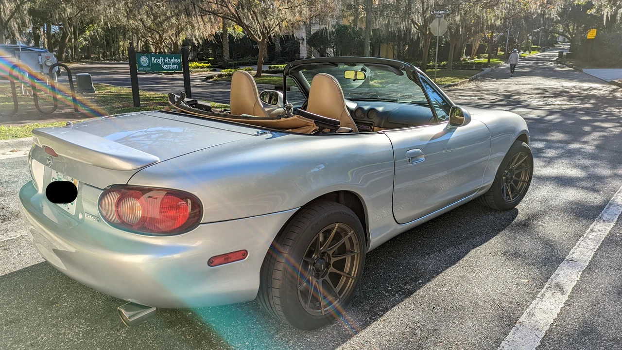 2001 Mazda NB MX-5 Miata - Image 9 of 31