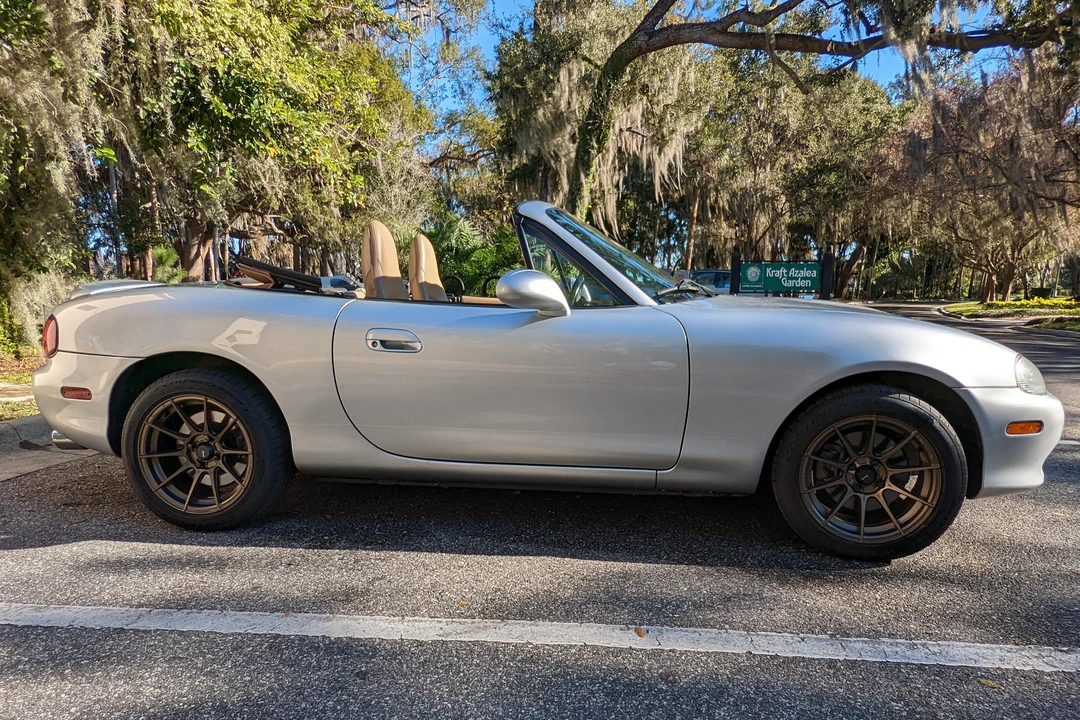 2001 Mazda NB MX-5 Miata - Image 3 of 31