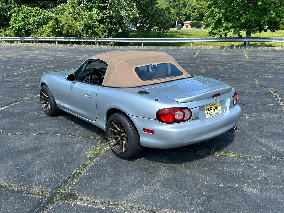 2001 Mazda NB MX-5 Miata - Image 17 of 31