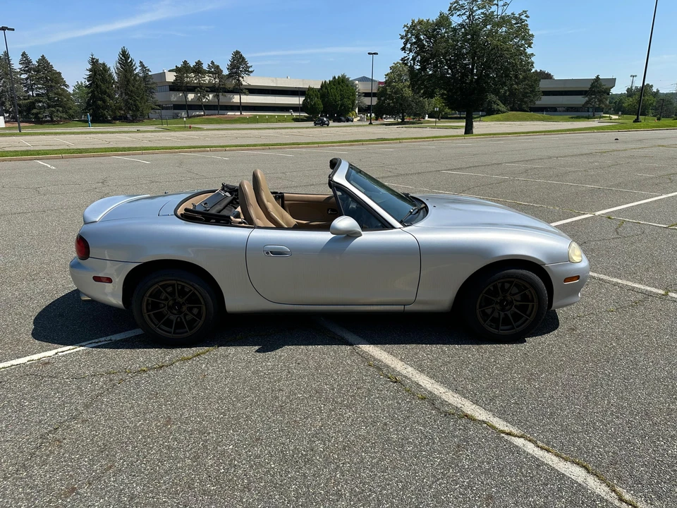 2001 Mazda NB MX-5 Miata - Image 11 of 31