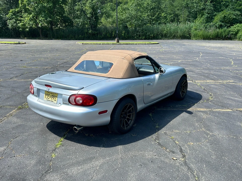 2001 Mazda NB MX-5 Miata - Image 19 of 31