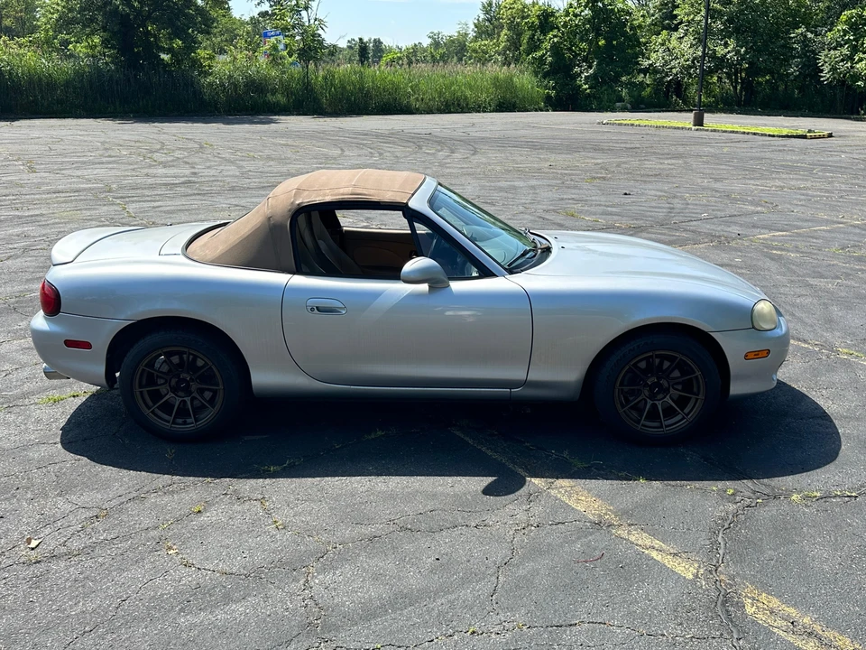 2001 Mazda NB MX-5 Miata - Image 20 of 31