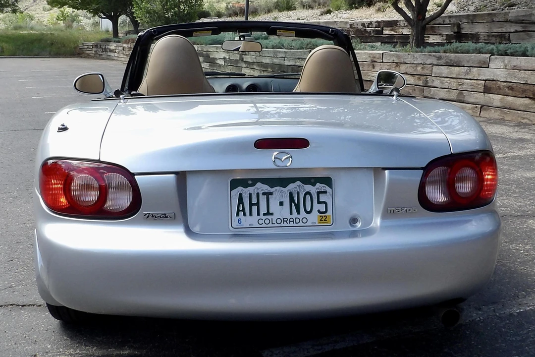 2001 Mazda NB MX-5 Miata - Image 5 of 31