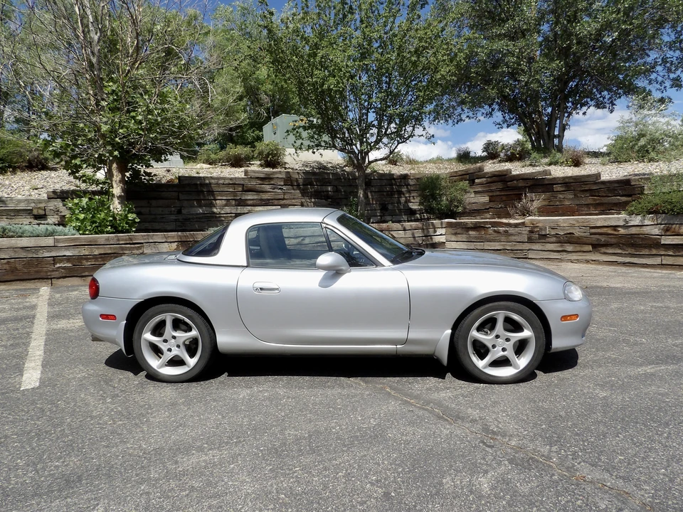 2001 Mazda NB MX-5 Miata - Image 21 of 31