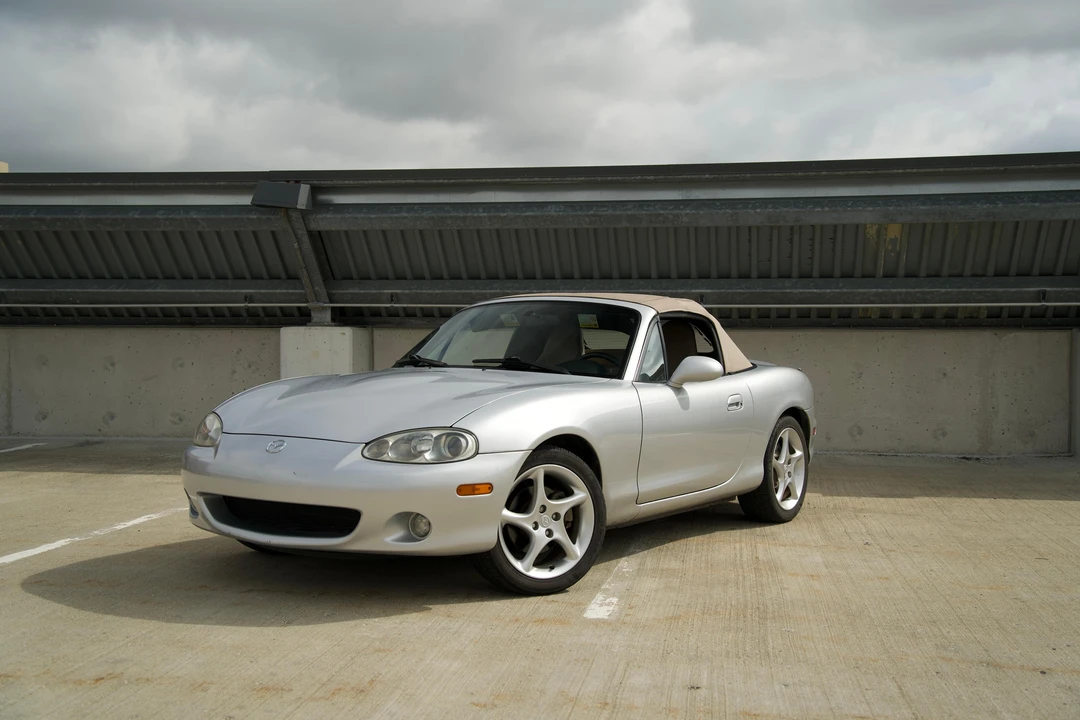 2001 Mazda NB MX-5 Miata - Image 7 of 21